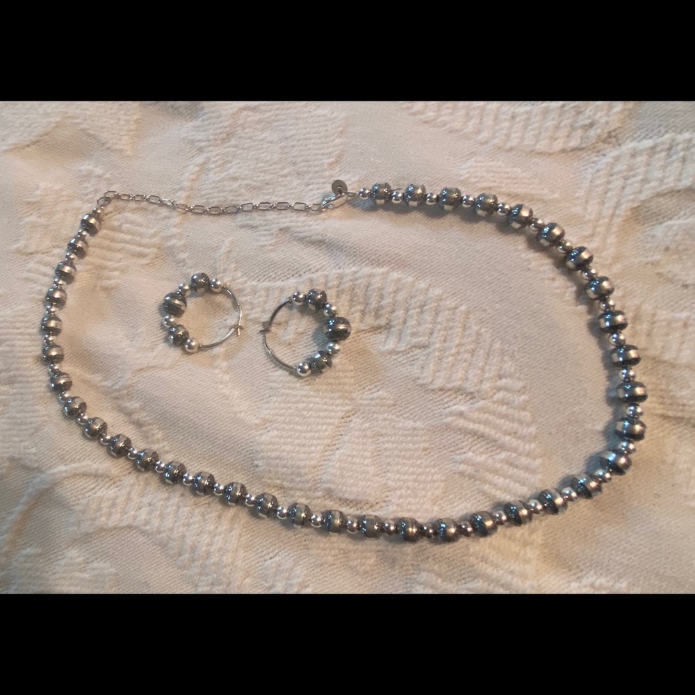 Sterling Native Pearls Necklace w earrings